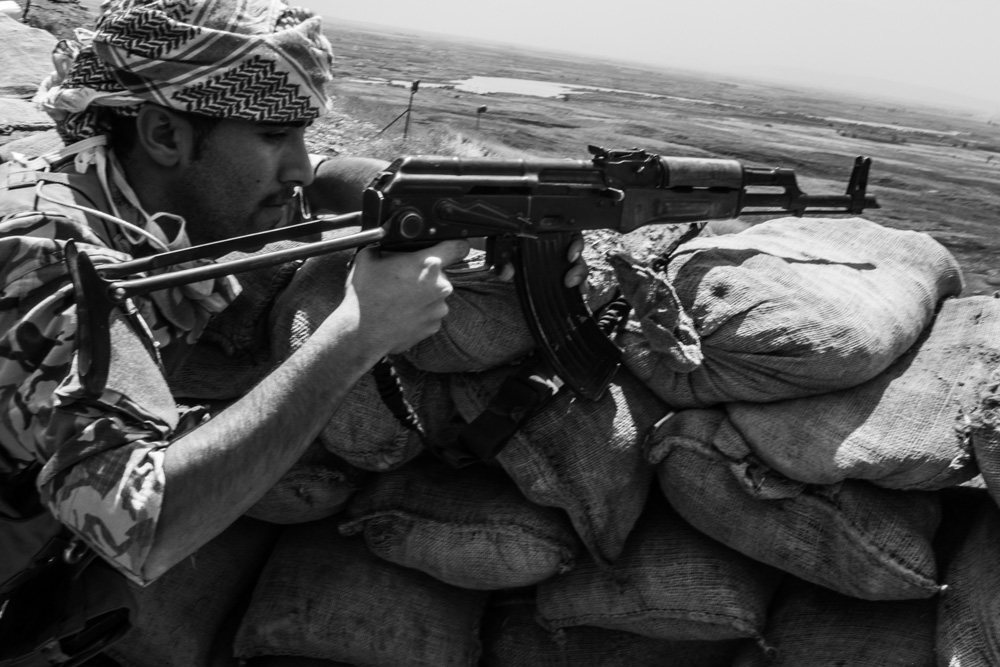 Peshmerga soldiers on the Gwer front line, southwestern Erbil, May 3, 2016. (Photo: Kurdistan24/Alexandre Afonso)